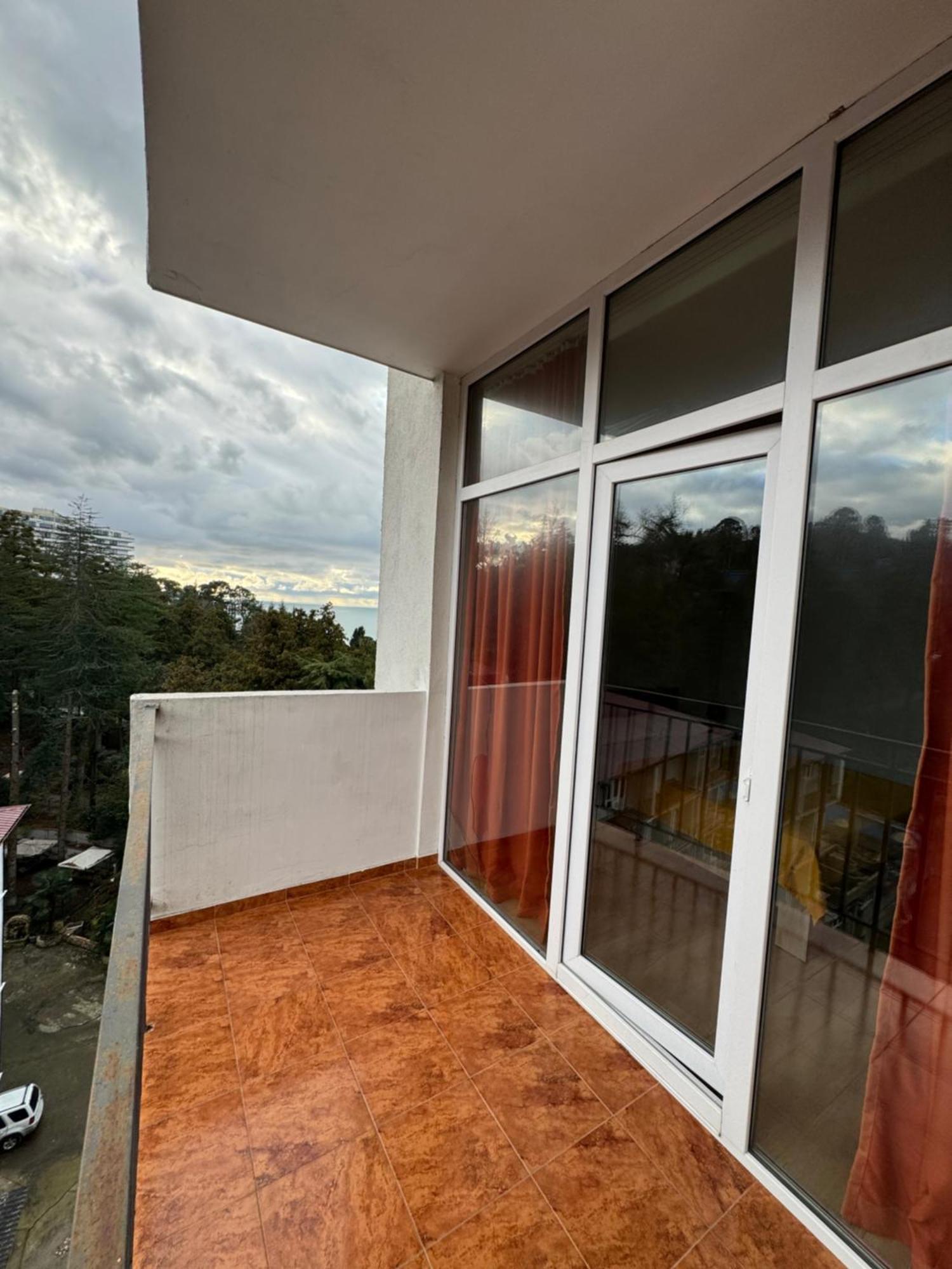 Colibri Appartement Batoemi Buitenkant foto